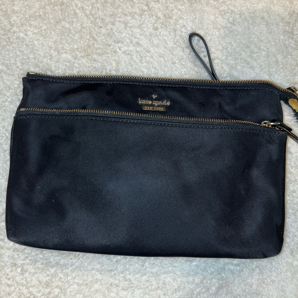 Kate Spade Winnie Diaper Wristlet w/ changing mat